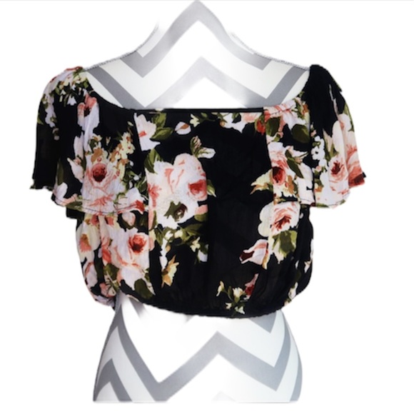 Anthropologie Tops - Anthropologie floral crop